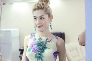 Hình ảnh mới nhất của Khanh Chi Lâm tại Thái Lan được chính người đẹp chuyển giới này post lên facebook cá nhân