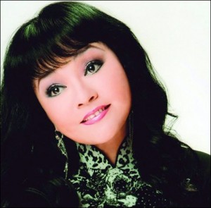 Nữ danh ca Hương Lan