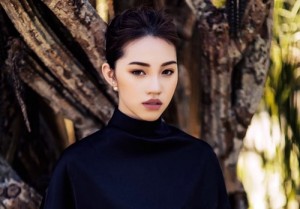 Nét đẹp huyền bí của Jolie Nguyễn