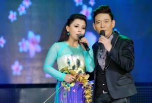 Ca sĩ Hồng Quyên và Đoàn Việt Phương