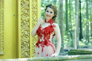 Nét trẻ trung, duyên dáng của doanh nhân Phan Thị Trúc Phượng