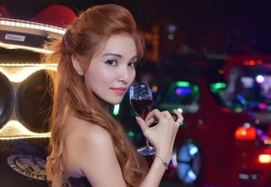 MC - người mẫu Đình Đình