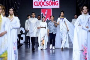 Nam vương Quốc Tế Ngọc Tình, Vedette tuổi teen Bảo Nguyên, NTK Việt Hùng và Giải vàng Siêu mẫu Việt Nam Khả Trang