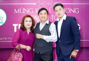 Vợ chồng nghệ sĩ Chí Tâm chúc mừng cháu trai Thanh Tùng