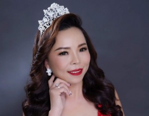 Á hậu Nguyễn Thu Trang