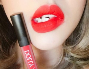 Cây son đang được các bạn gái săn lùng