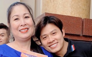 NSND Hồng Vân và nhạc sĩ Nguyễn Văn Chung