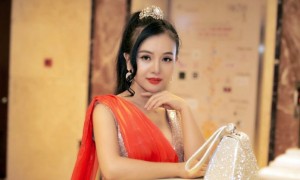 Hoa khôi Hoàng Hà