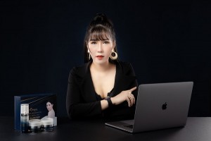 Hồng Nhiên bắt đầu trải qua gian nan vào những năm tháng sinh viên tại thành phố xa lạ