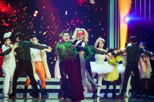 Poppy làm giám khảo đồng cảm càng khiến mình xúc động hơn rồi rươm rướm nước mắt