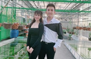 Vợ chồng Cao Tùng Huy - Lee Ha Na tại Vườn lan Chơn Thành
