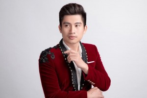 Ca sĩ Tâm Nguyên - cháu ngoại nhà thơ Hữu Loan