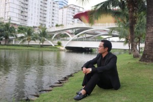 Ca sĩ Tiến Thành còn chinh phục khán giả bằng khả năng sáng tác