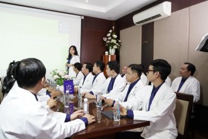 Đội ngũ y bác sĩ Bệnh viện thẩm mỹ EMCAS