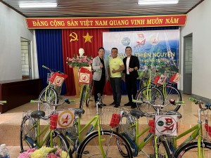 Đoàn CRV thiện nguyện tặng quà Trung thu cho các em thiếu nhi có hoàn cảnh khó khăn tại TP Bảo Lộc