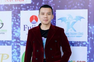 Đạo diễn Hồ Viết Cường