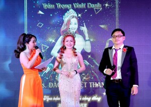 Hoa hậu Đào Nguyệt Thanh từ Đài Loan về Việt Nam dự lễ vinh danh