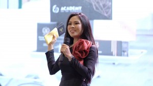 Chuyên gia thẩm mỹ Charlie Nguyễn