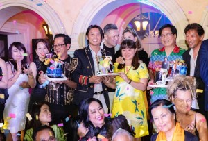 Founder Trầm Hương Nguyễn tổ chức sinh nhật đặc biệt cho đại sứ Đan Nguyên