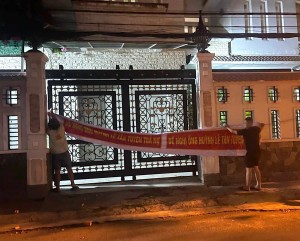 "Giang hồ" (theo ông Tuyến nhắn tin) đến nhà của ông Tuyến ở TP Phan Thiết "quậy"