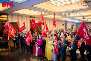 Lễ rước cờ của 12 Chapter