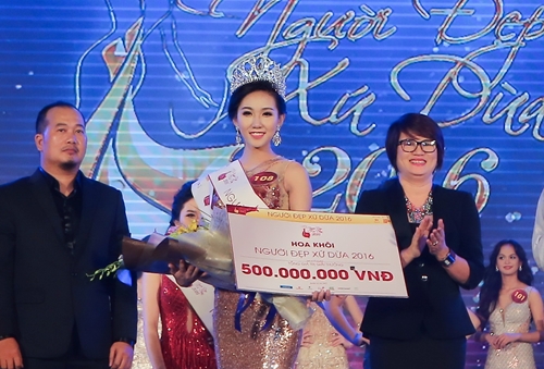 Tân Hoa khôi Người Đẹp Xứ Dừa Ngọc Như