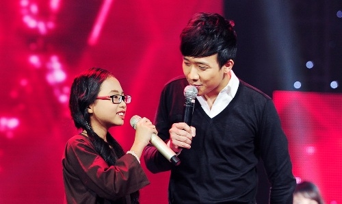 Phương Mỹ Chi từng diễn chung, từng đóng phim chung với Trấn Thành nên hai chú cháu rất thân thiết với nhau