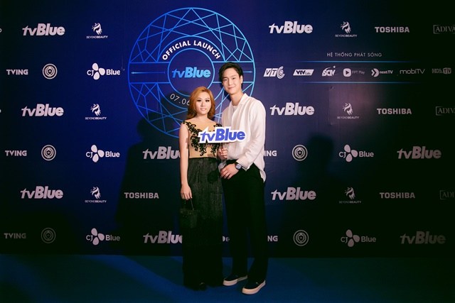 Á hậu Lương Nhã Hiền và diễn viên Hàn Quốc Go Kyung PyO tại sự kiện