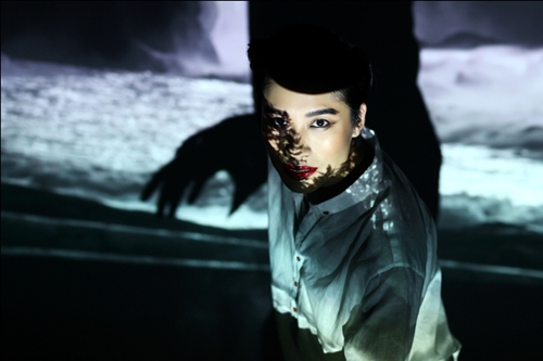 Suốt bao năm qua, bằng tất cả tâm huyết và con tim nhiệt thành, biên đạo múa Trần Ly Ly tự nhận mình là người luôn kĩ tính, thậm chí khó đến khắc nghiệt