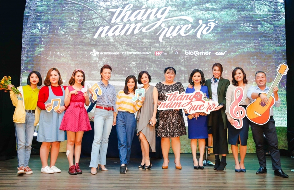 Phim Thang nam ruc ro