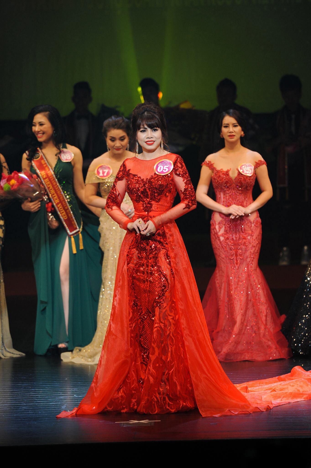 Thuy Duong 19