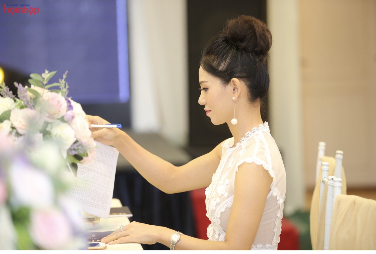 Luu Lan Anh 1