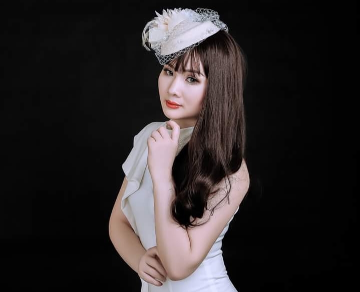 Cô chủ nhỏ xinh đẹp Đặng Thị Hằng