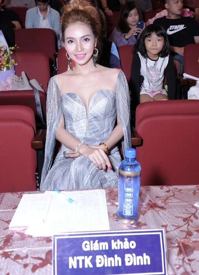 Dinh Dinh Dai Loan 11