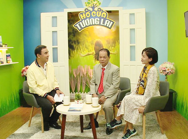 Mo cua tuong lai 2