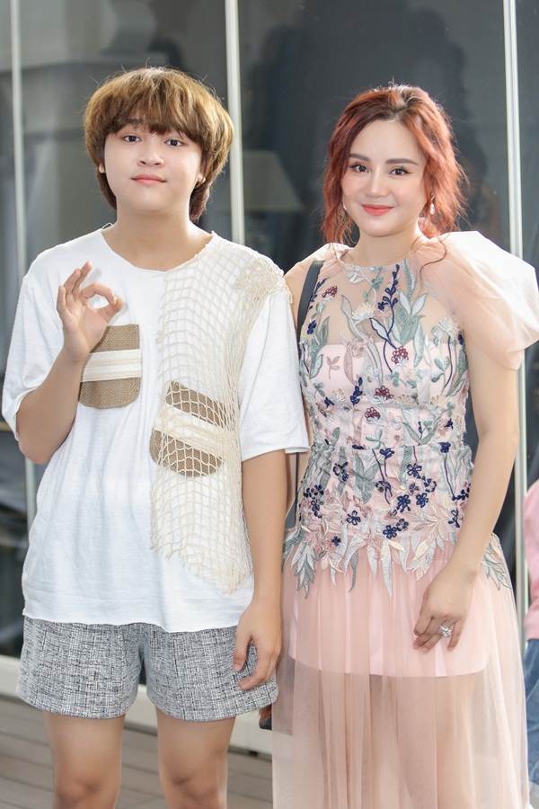 Khoi 2019 Vy Oanh