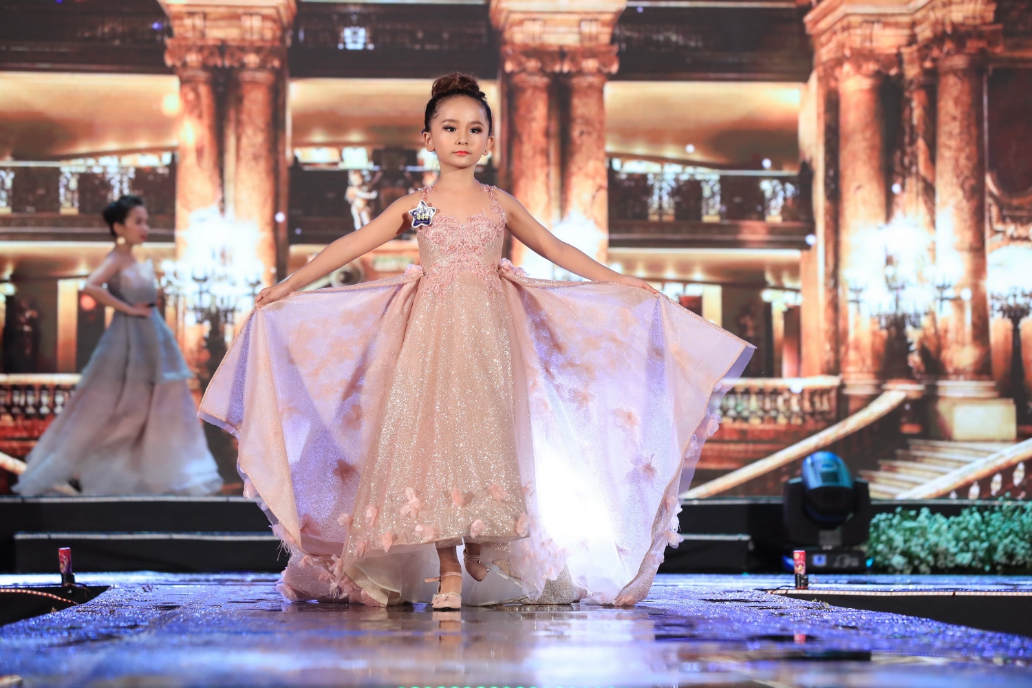 Tsai Triệu An dạ hội