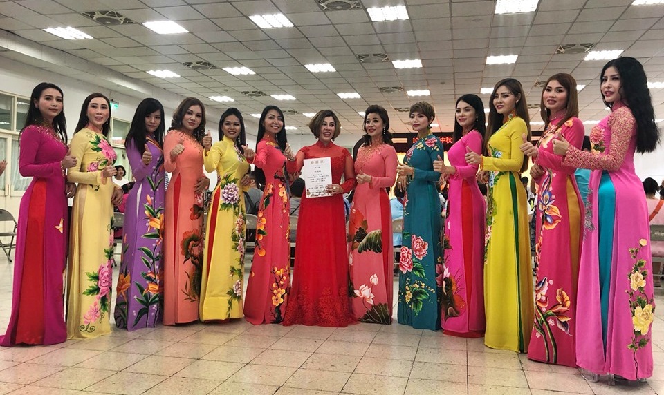 Ao dai CMT 0