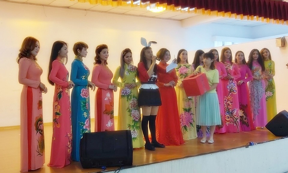 Ao dai CMT 5