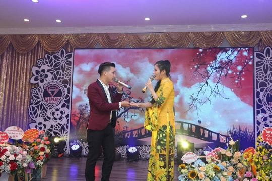 Le Khanh 18