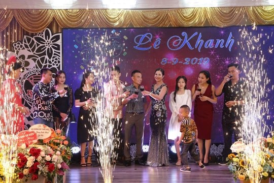 Le Khanh 19