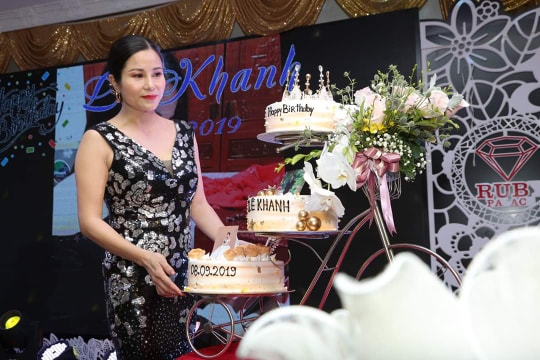 Le Khanh 6