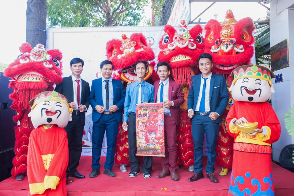 Ban lãnh đạo Địa ốc Tài Phát trong ngày khai trương công ty