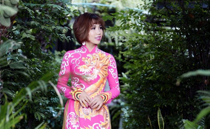 Hoa hậu thân thiện Hồng Thắm