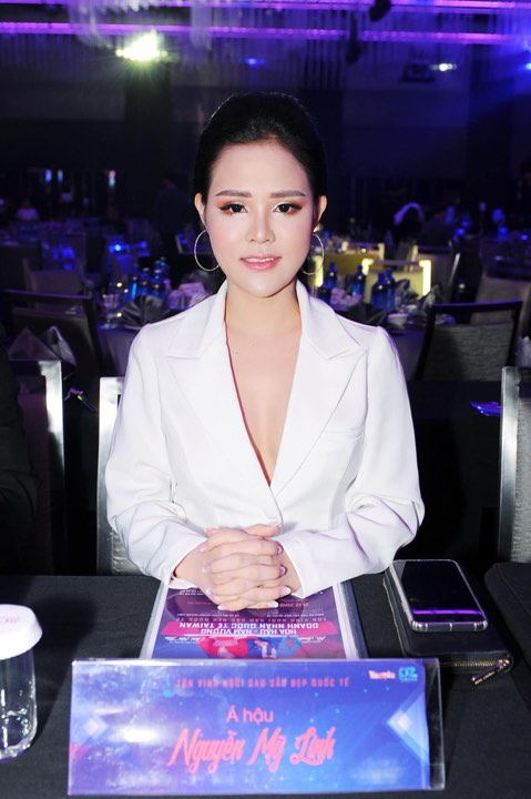 A hau Nguyen My Linh 7