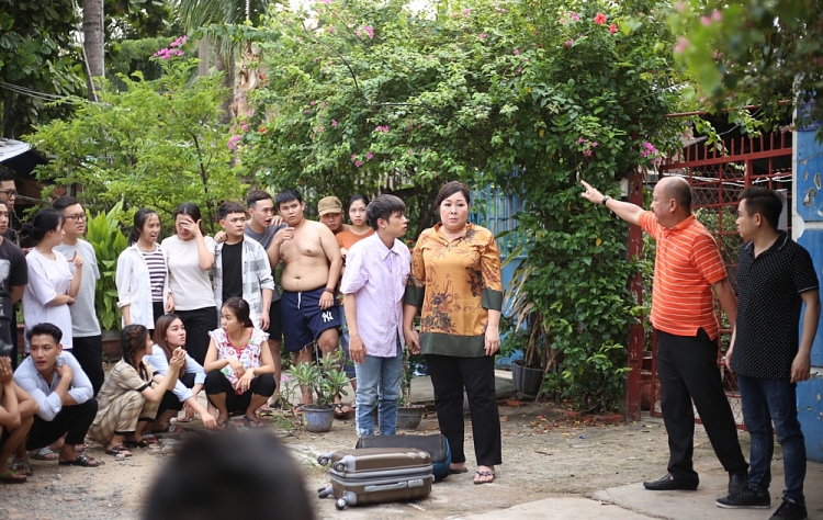 Mẹ con Đại Kê “ê chề” bị ông Sơn đuổi về xóm gà với lương duyên chưa 24 tiếng