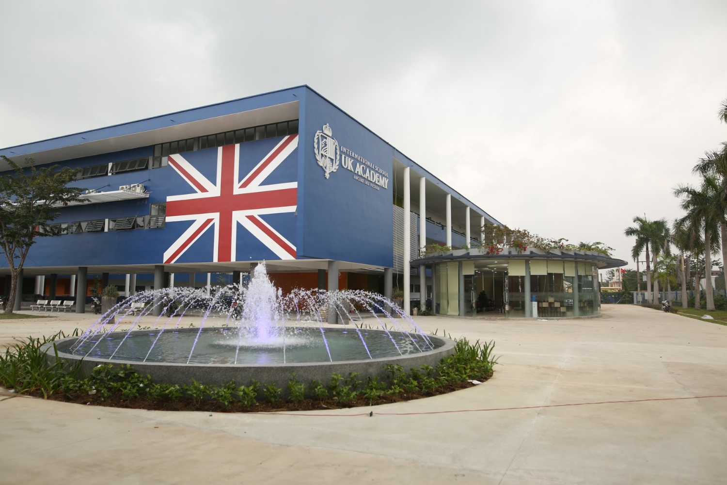 Trường quốc tế UK Academy Huế