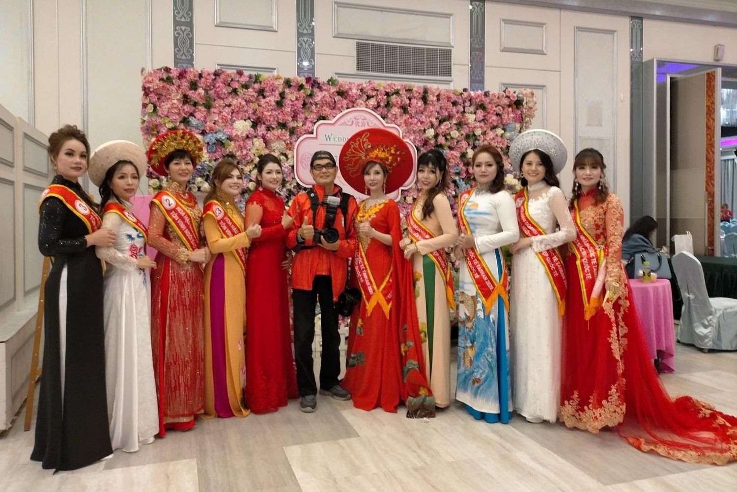 A hau Ngoc Dinh 12