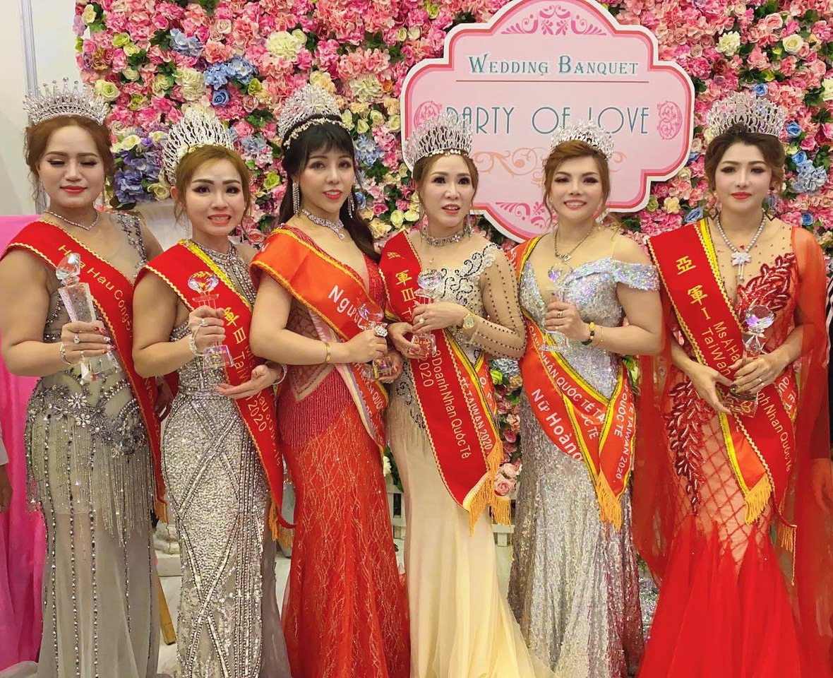 A hau Ngoc Dinh 5