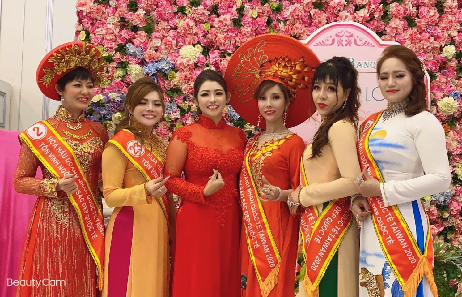 A hau Ngoc Dinh 7